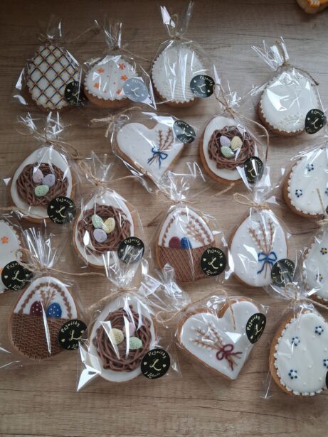 Velikonoce - velikost perníčků cca 9cm